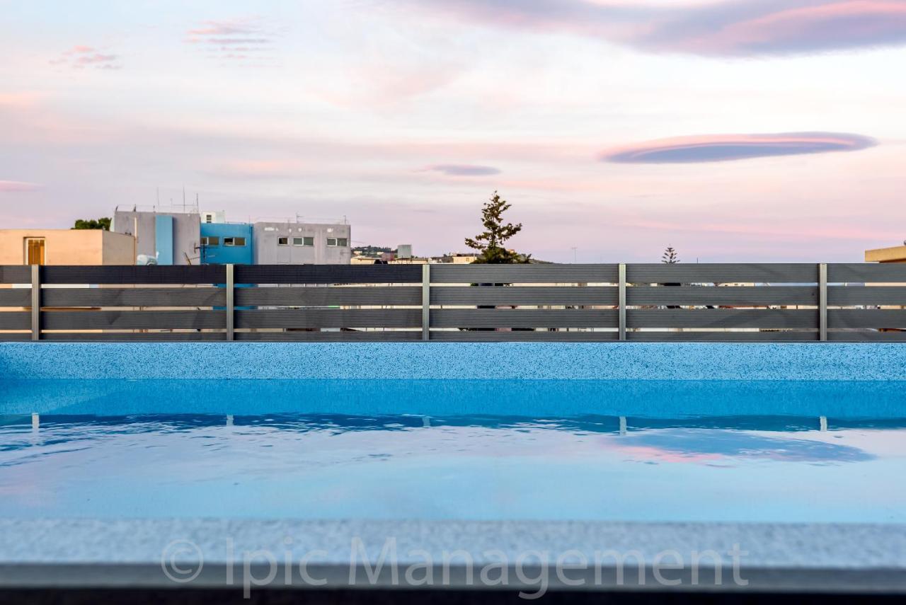 City Center Apartment With Rooftop Swimming Pool La Canée Extérieur photo
