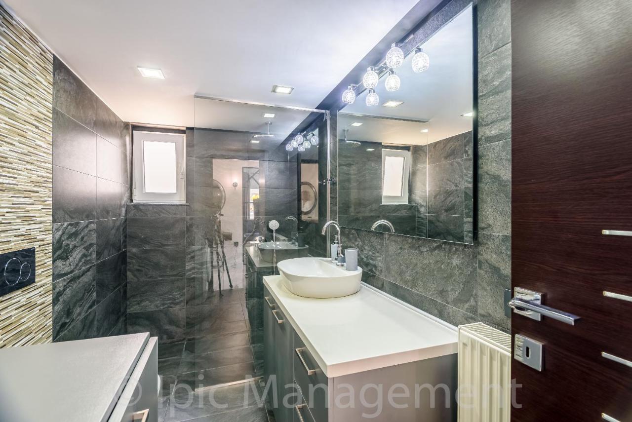 City Center Apartment With Rooftop Swimming Pool La Canée Extérieur photo